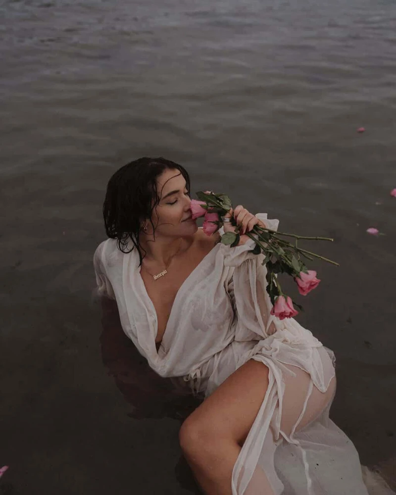 Sensuality in Motherhood with Lydia McCartney